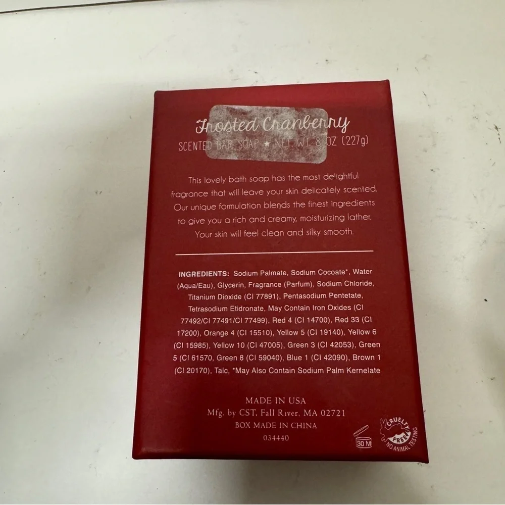 Frosted Cranberry Scented Bar Soap 8 OZ
